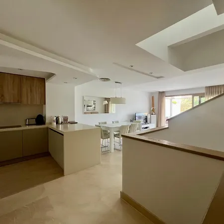 Holiday home Maison Elegante Au Coeur Du Golf De La Cala *